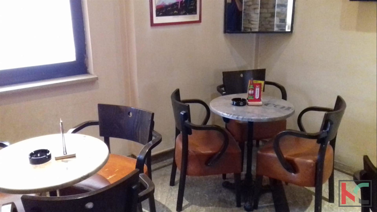 Pula, Veruda, poslovni prostor 42m2 s 15m2 pripadajoče terase