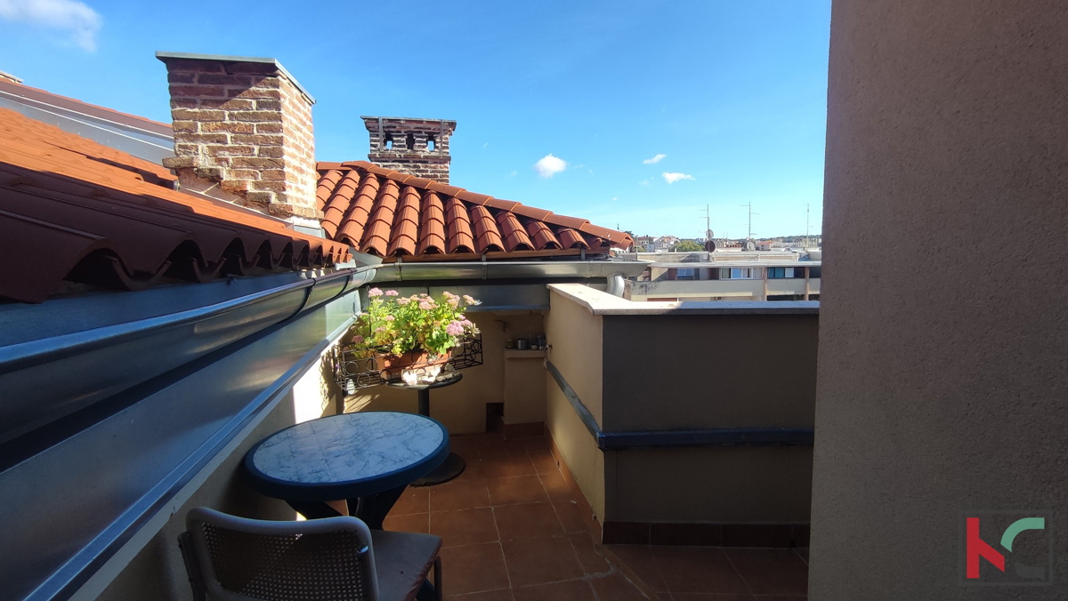 Istra, Pula, stanovanje 122,06 m2, za prenovo, center, Giardini