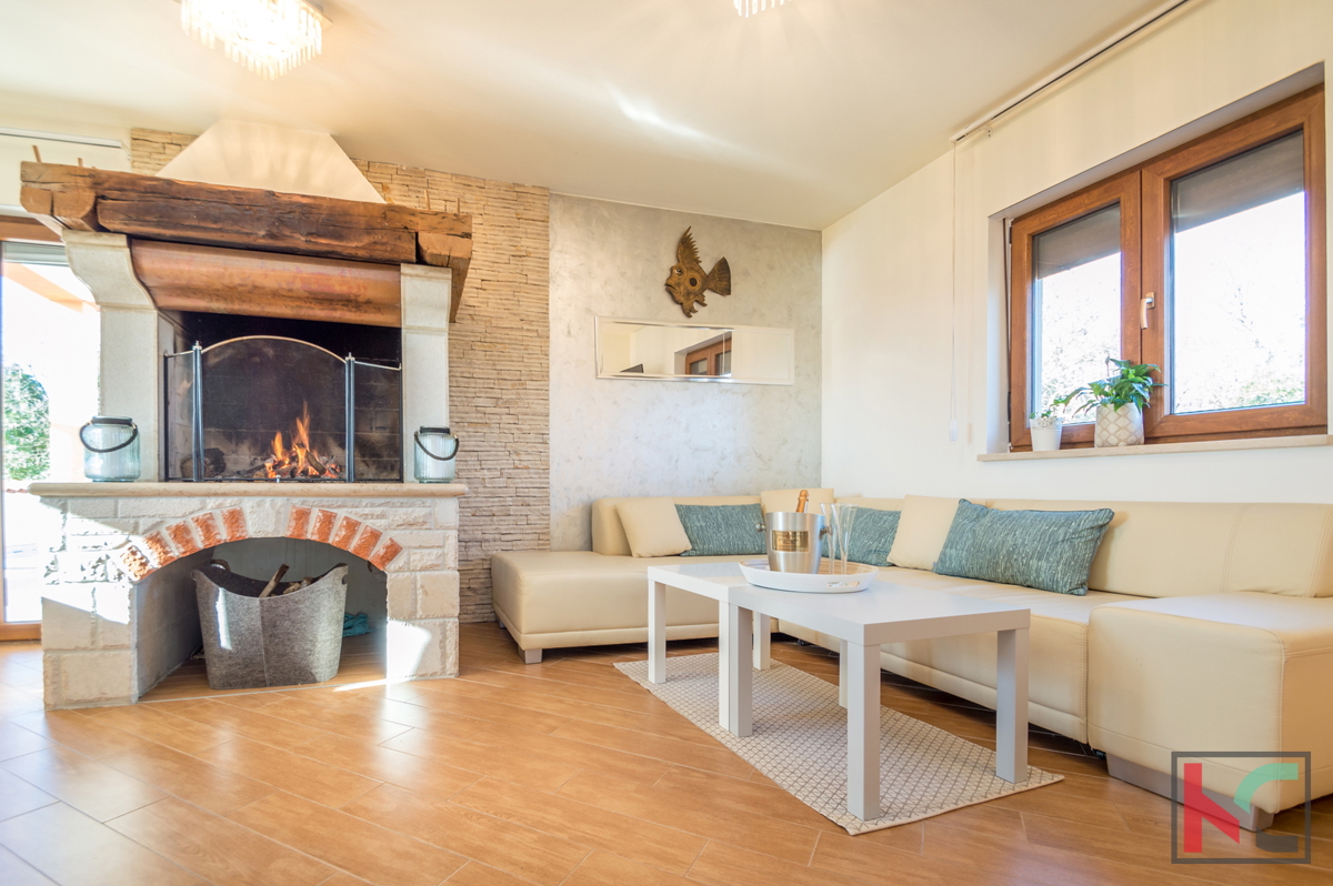 Istra, Marčana, počitniška hiša 160m2 z bazenom