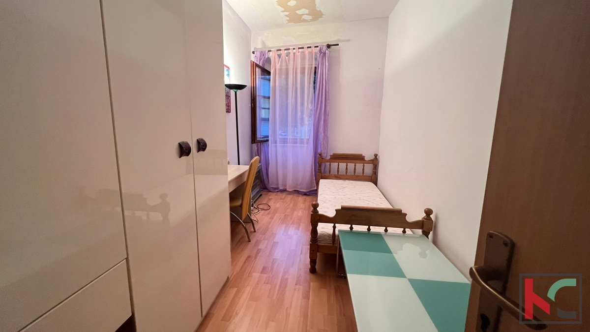 Pula, Center, stanovanje 61,88 m2, štirisobno stanovanje v strogem centru Pule s parkiriščem #prodaja
