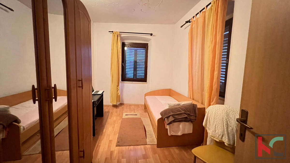 Pula, Center, stanovanje 61,88 m2, štirisobno stanovanje v strogem centru Pule s parkiriščem #prodaja