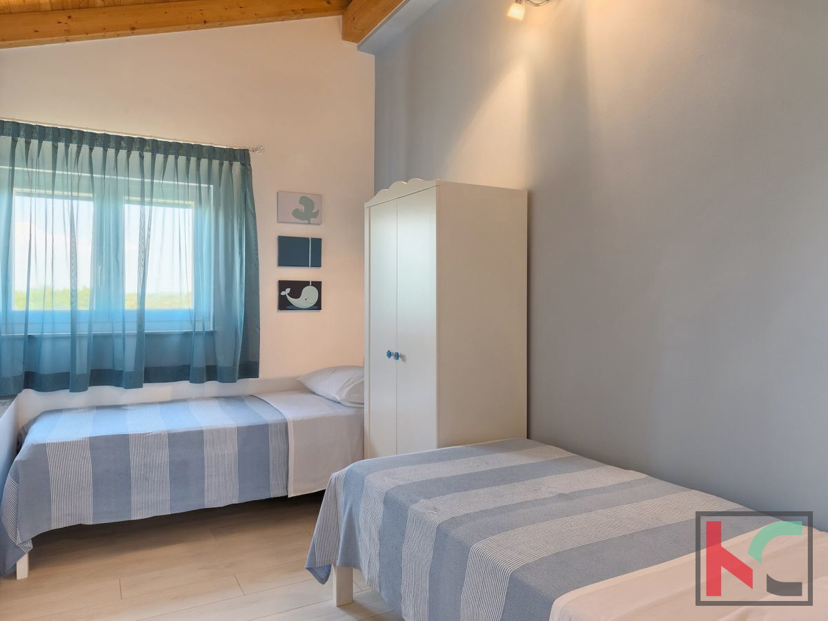Istra, Fažana, luksuzna vila v Fažani obdana z naravo na 2200m2 vrta, #prodaja