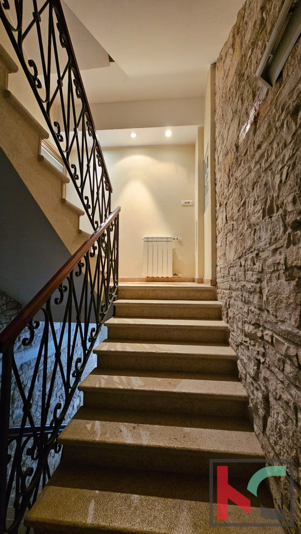 Pula, Center, štirisobno stanovanje v centru mesta, 80,70 m2 #prodaja