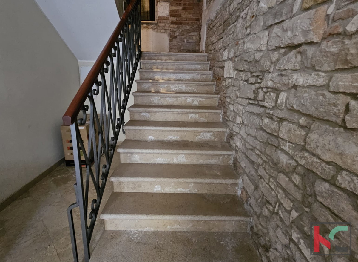 Pula, Center, štirisobno stanovanje v centru mesta, 80,70 m2 #prodaja