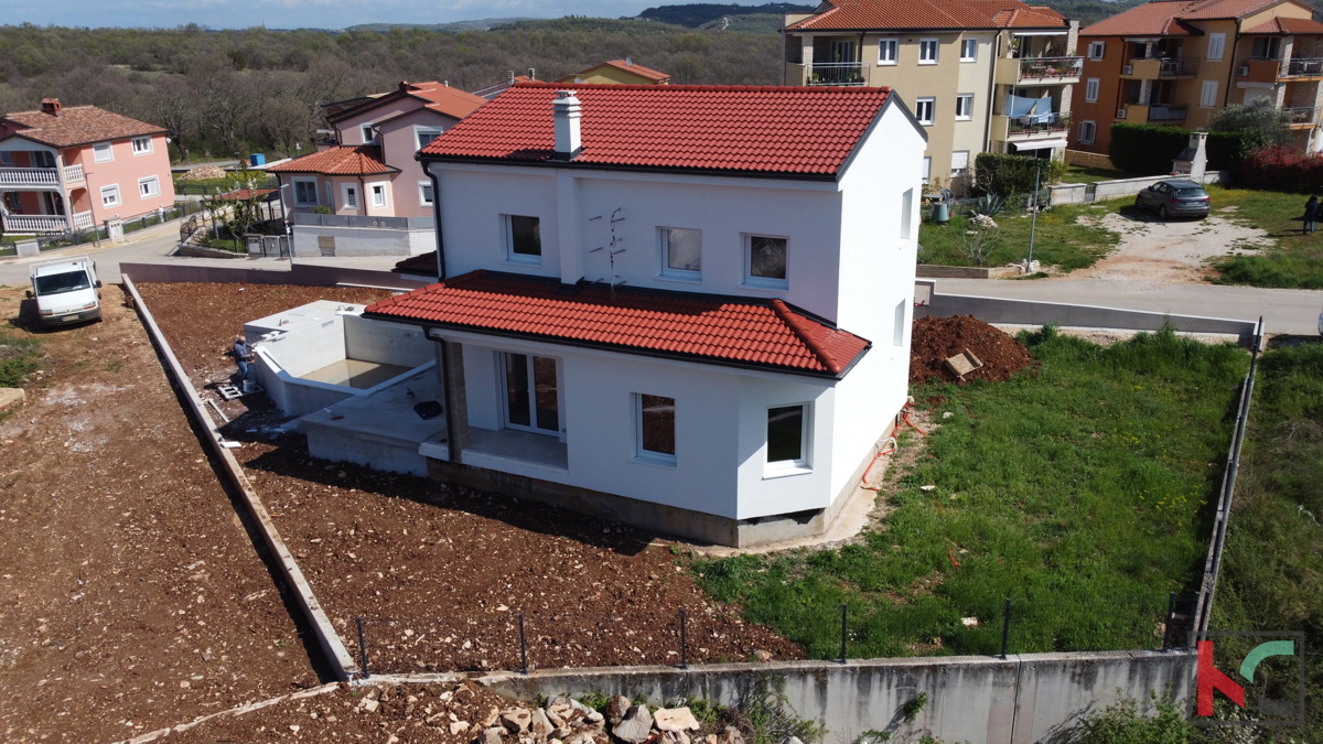 Istra, Buje, Hiša z bazenom v prelepi istrski pokrajini, #prodaja