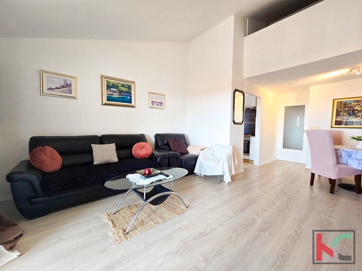 ISTRA, PARENZO, APPARTAMENTO, BALKON, VISTA SUL MARE E SULLA CITTÀ DI PARENZO, #IN VENDITA