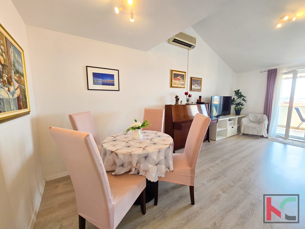 ISTRA, PARENZO, APPARTAMENTO, BALKON, VISTA SUL MARE E SULLA CITTÀ DI PARENZO, #IN VENDITA