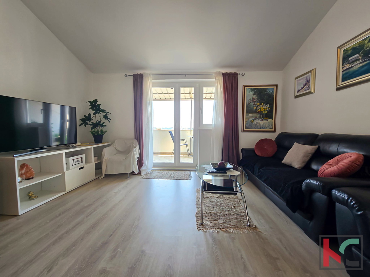 ISTRA, PARENZO, APPARTAMENTO, BALKON, VISTA SUL MARE E SULLA CITTÀ DI PARENZO, #IN VENDITA