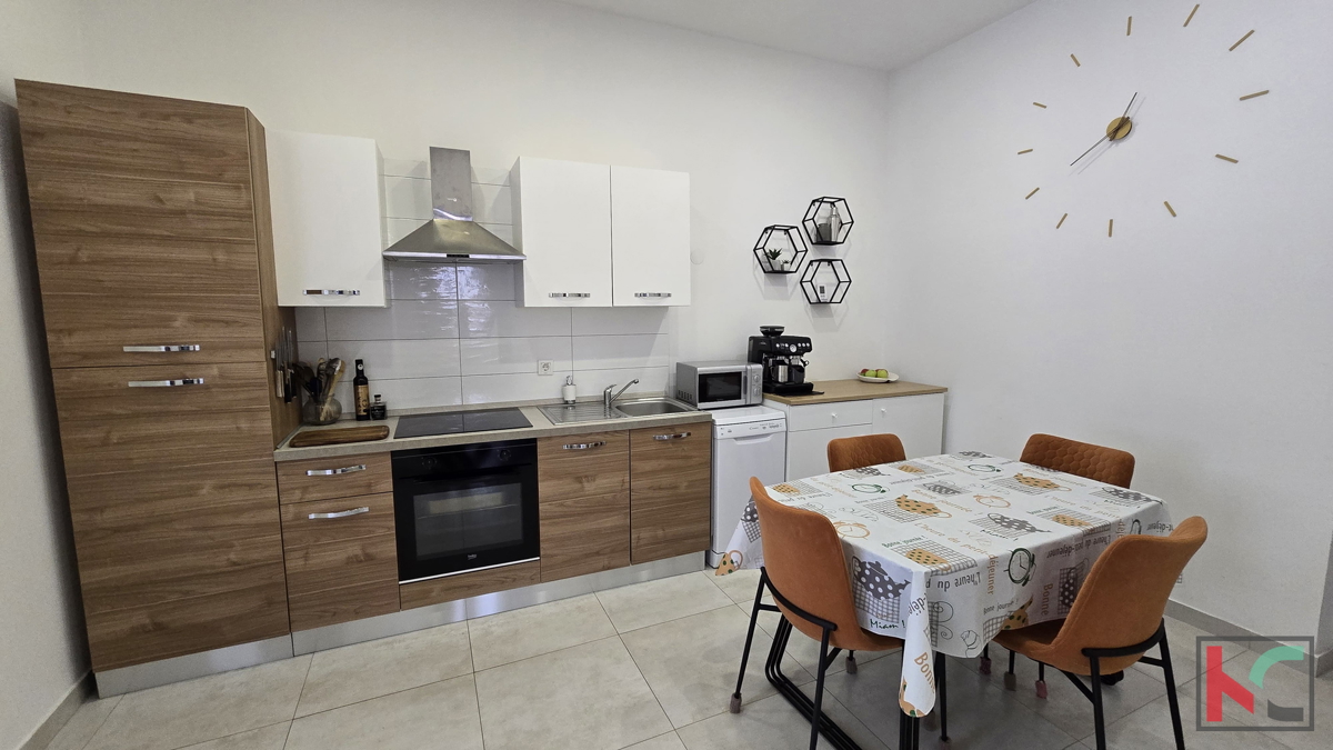 PULA, VERUDA, STANOVANJE 86,99 m2, PRIZEMLJE, 2 PARKIRNA MESTA, PRODAJA