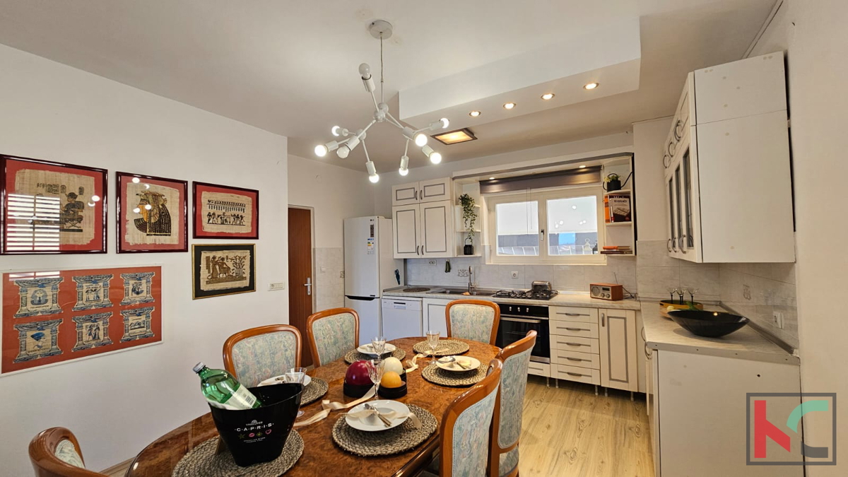 Istra, Pula, udobno družinsko stanovanje 3SS+DB 133,29m2 z urejenim vrtom, mirna lokacija, #prodaja