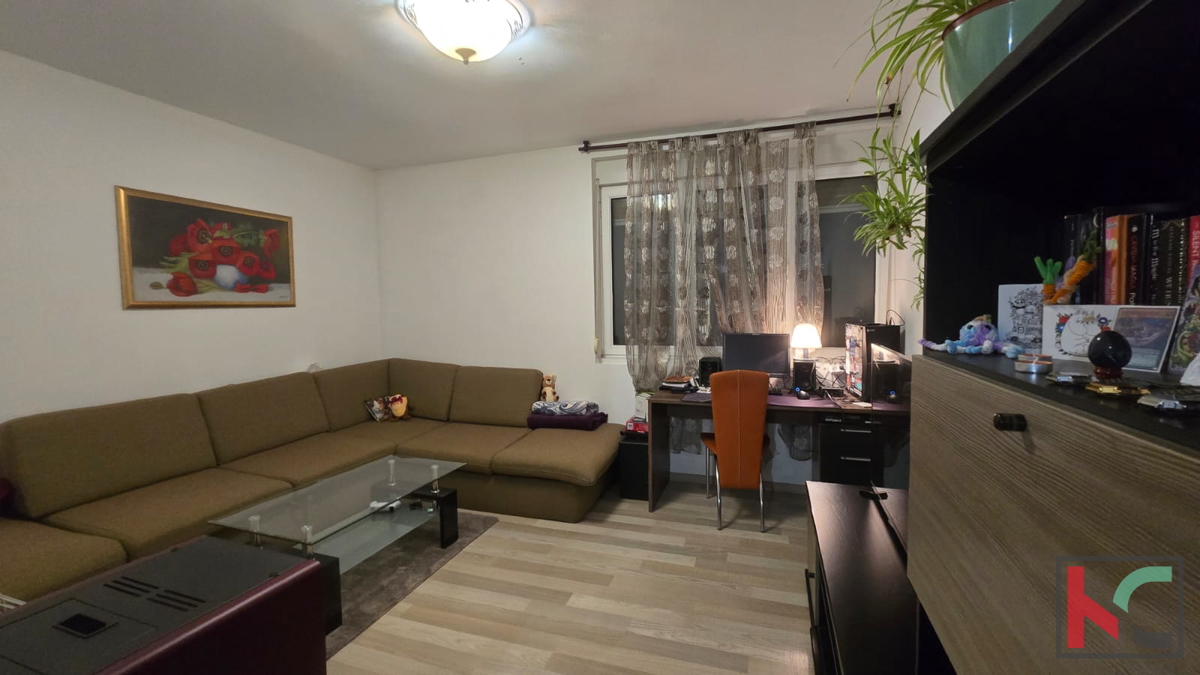 PULA, VERUDA, DVOSOBNO STANOVANJE NA ZAŽELENI LOKACIJI S ČUDOVITIM RAZGLEDOM #PRODAJA