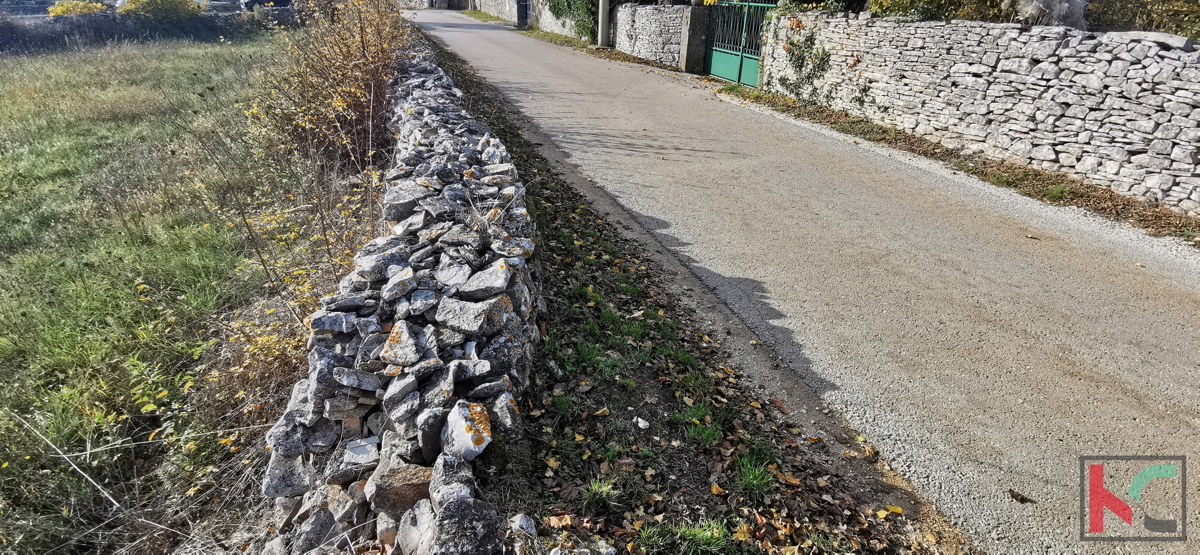 Istra, Kanfanar, Marići zazidljivo zemljišče 3671m2