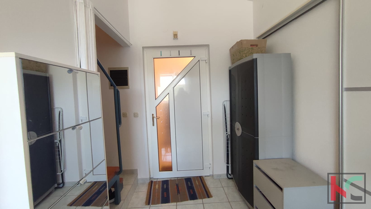 Istra, Premantura, center, stanovanje v 1. nadstropju, 65m2, terasa