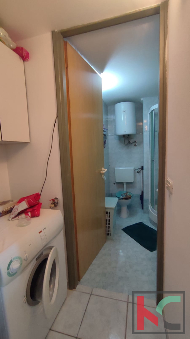 Istra, Premantura, center, stanovanje v 1. nadstropju, 65m2, terasa