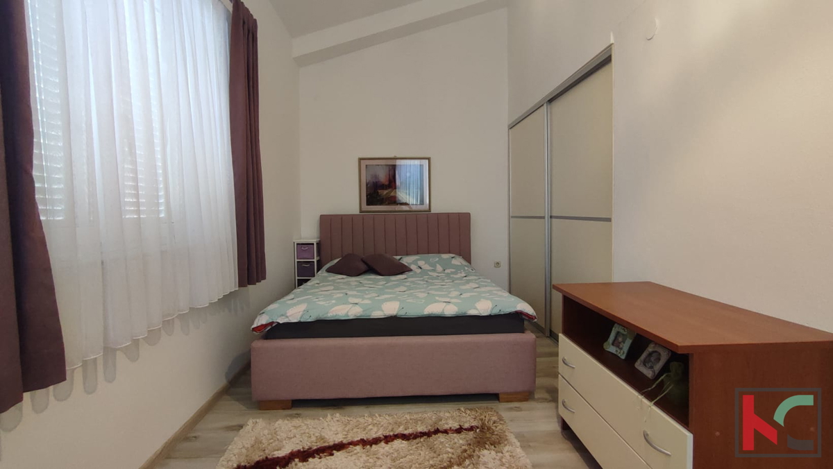 Istra, Premantura, center, stanovanje v 1. nadstropju, 65m2, terasa