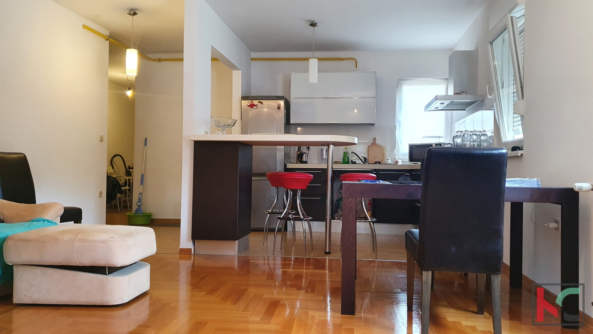 Pula, Veruda, udobno stanovanje 100 m2 na odlični lokaciji, blizu morja, novogradnja