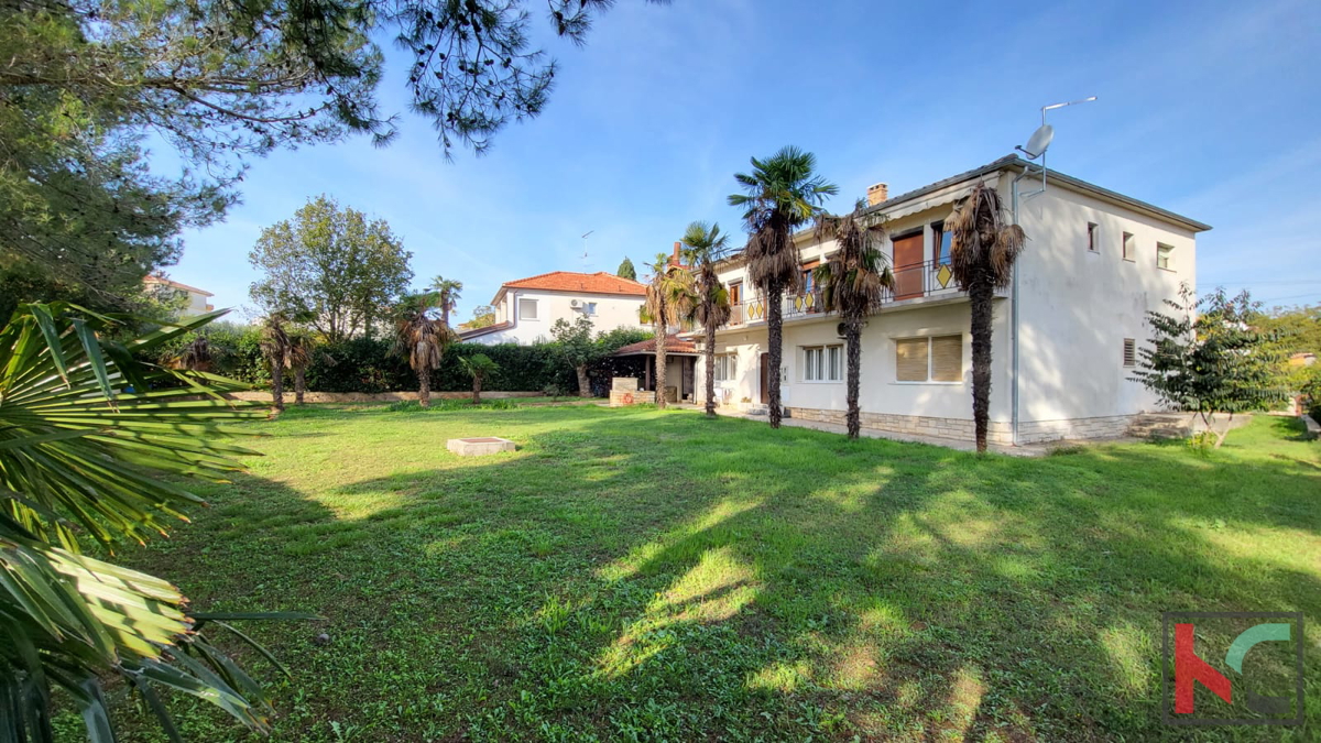 Rovinj, samostojna hiša s tremi stanovanjskimi enotami, dobra priložnost za investicijo, #prodaja
