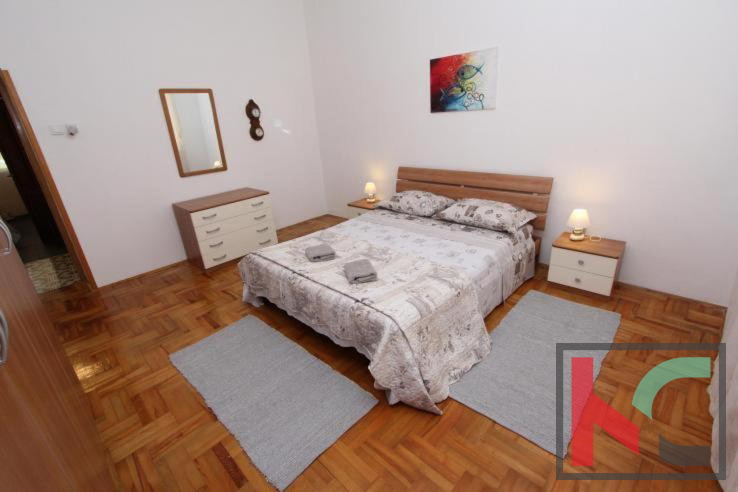 Rovinj, samostojna hiša s tremi stanovanjskimi enotami, dobra priložnost za investicijo, #prodaja