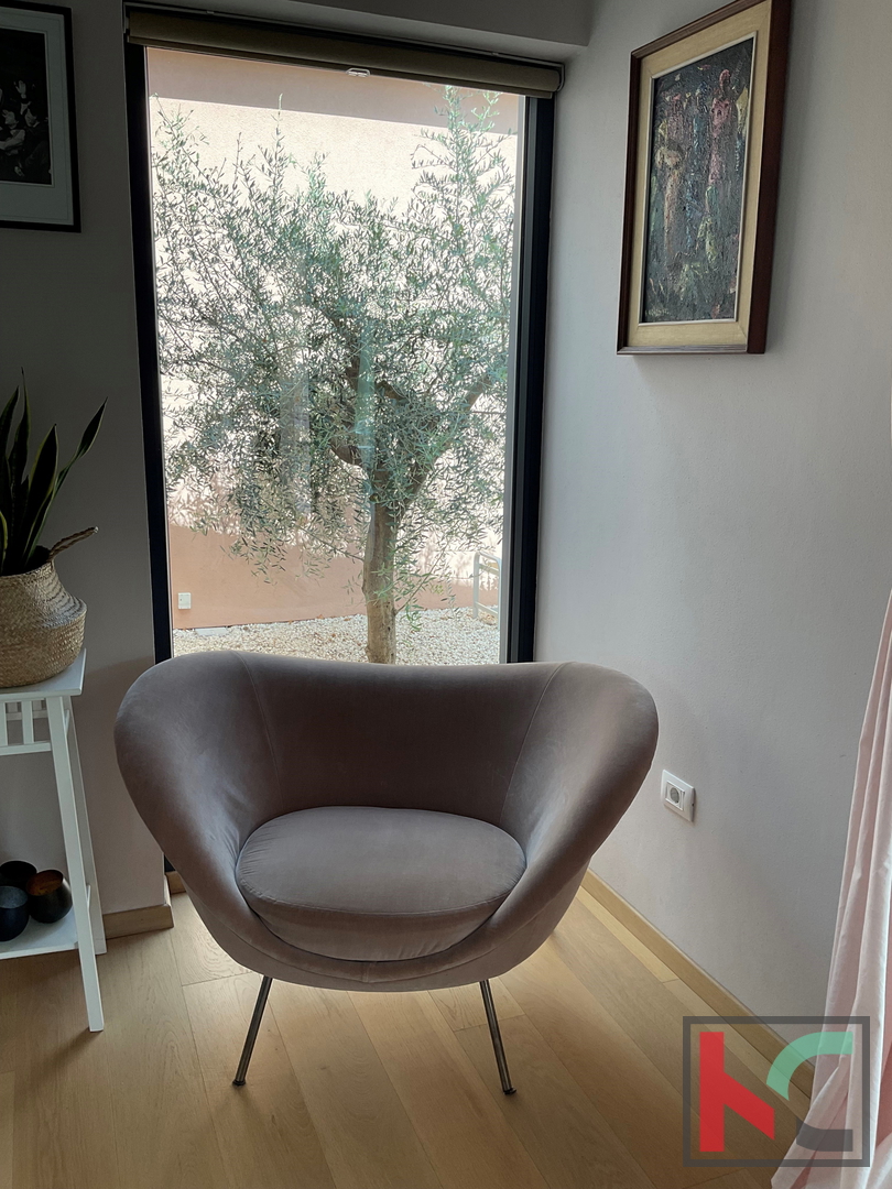 Istra, Svetvinčenat, Vila 237m2 na 1003m2 vrta z bazenom, #prodaja