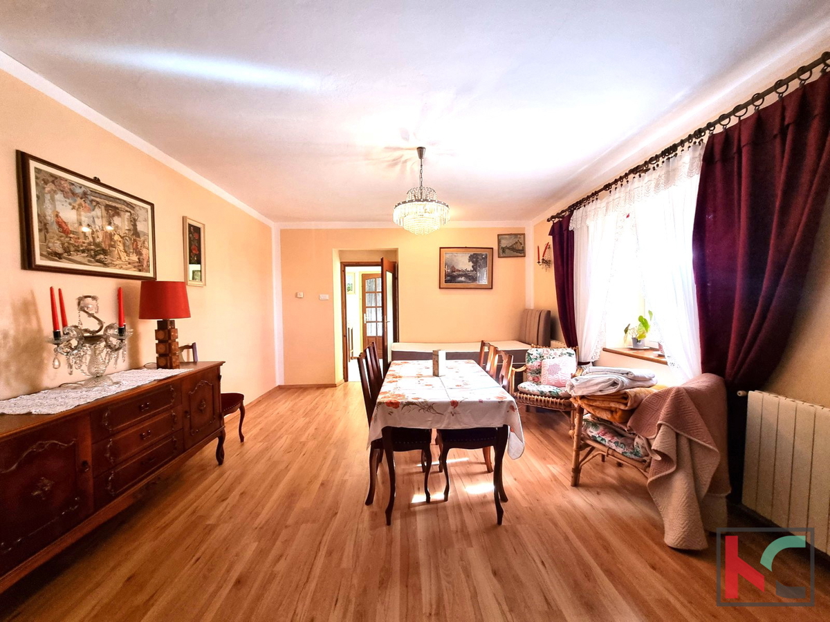 Istra, Poreč, Kaštelir, družinska kamnita hiša s pogledom na morje 228m2 #prodaja