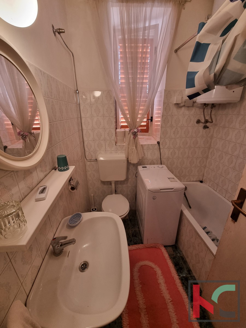 Istra, Poreč, Kaštelir, družinska kamnita hiša s pogledom na morje 228m2 #prodaja