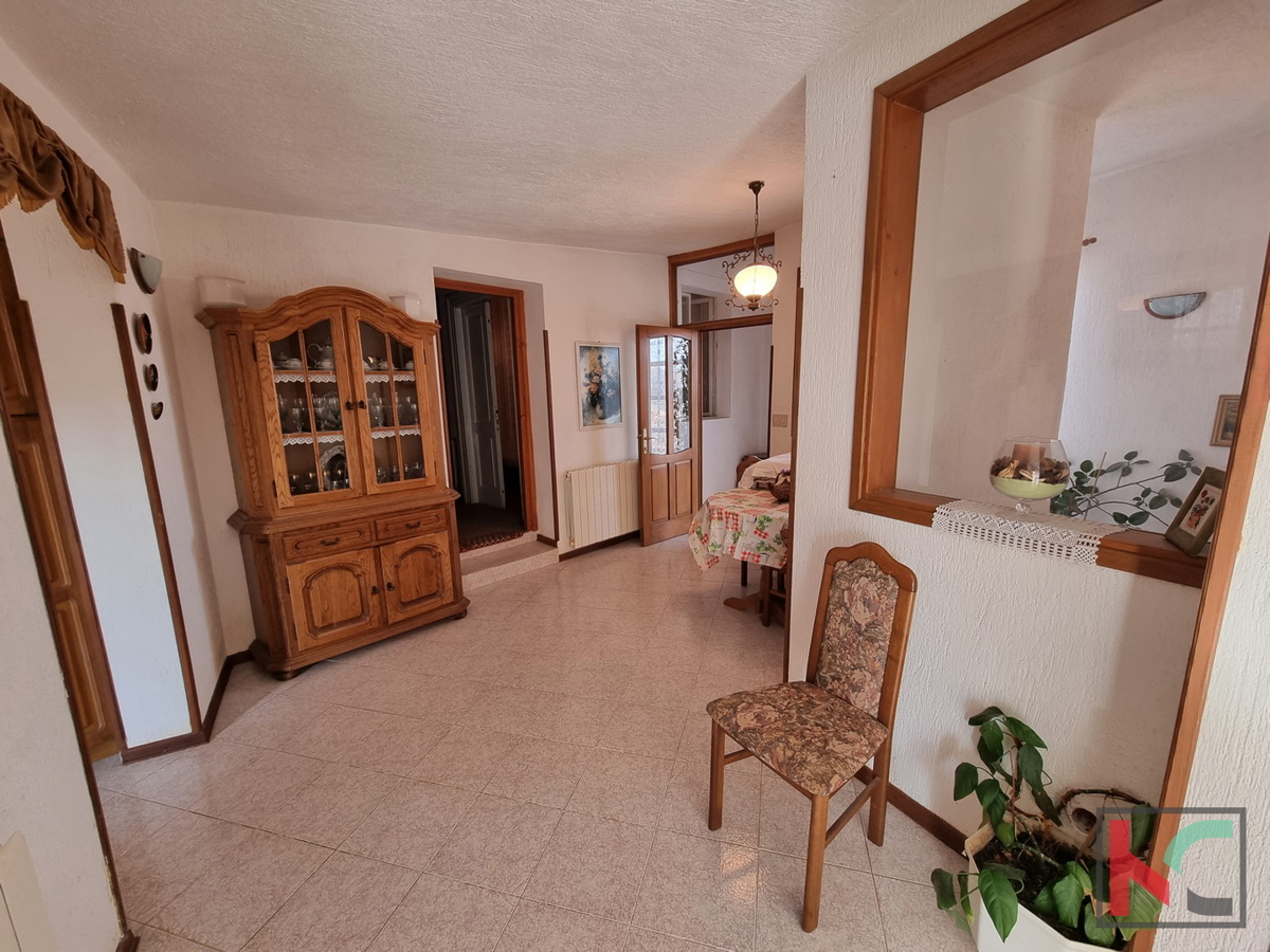 Istra, Poreč, Kaštelir, družinska kamnita hiša s pogledom na morje 228m2 #prodaja