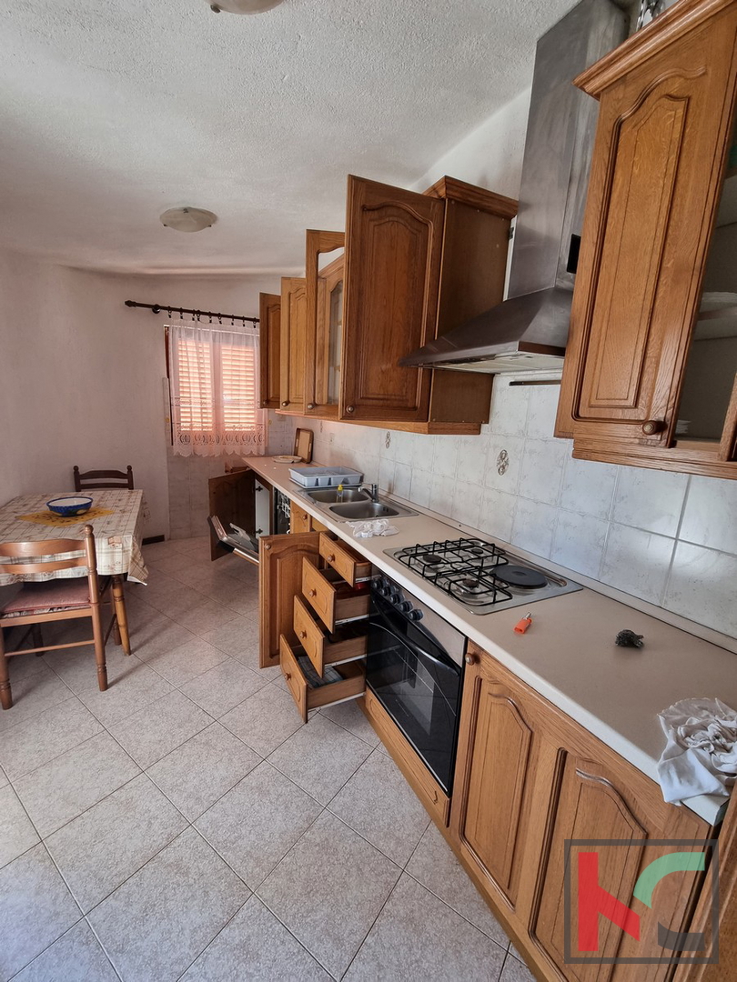 Istra, Poreč, Kaštelir, družinska kamnita hiša s pogledom na morje 228m2 #prodaja