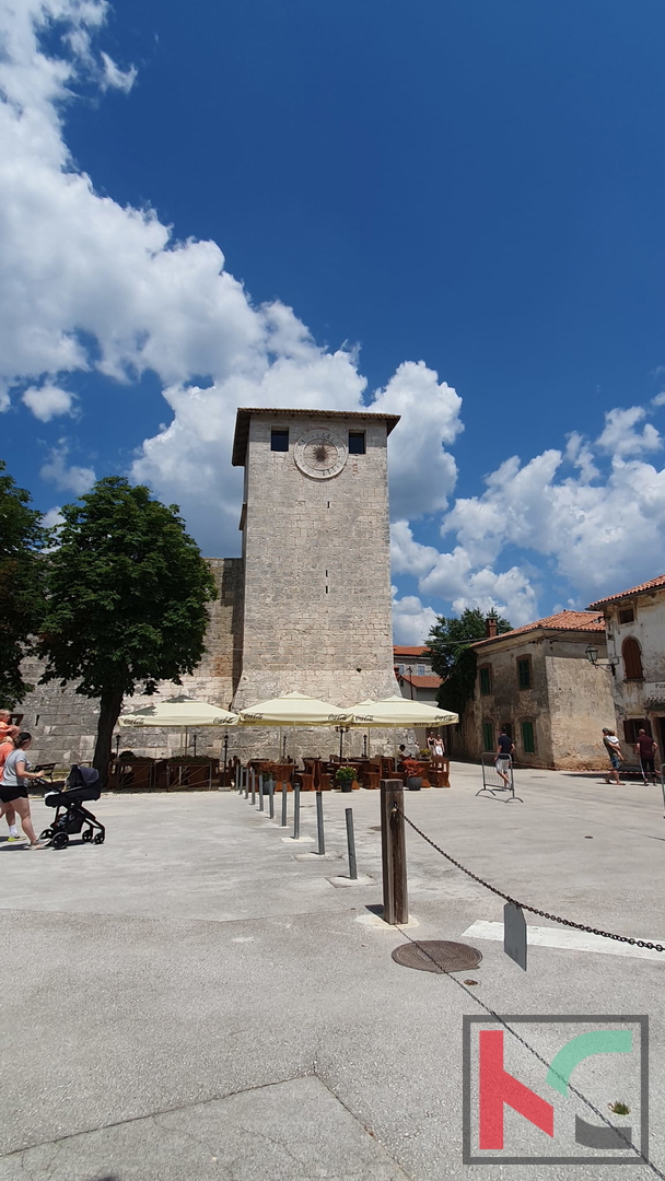 Istra, Svetvinčenat, stara istrska hiša za obnovo 220m2 + vrt 210m2 #prodaja