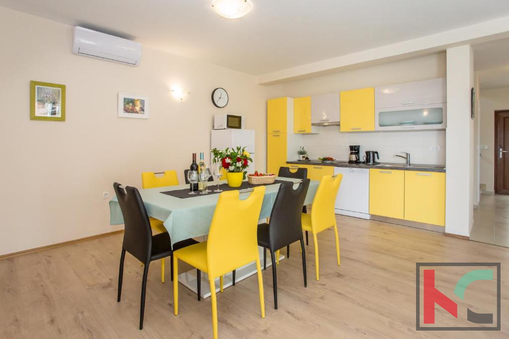 Istra, okolica Poreča, vila z bazenom 180 m2 na mirni lokaciji, #prodaja