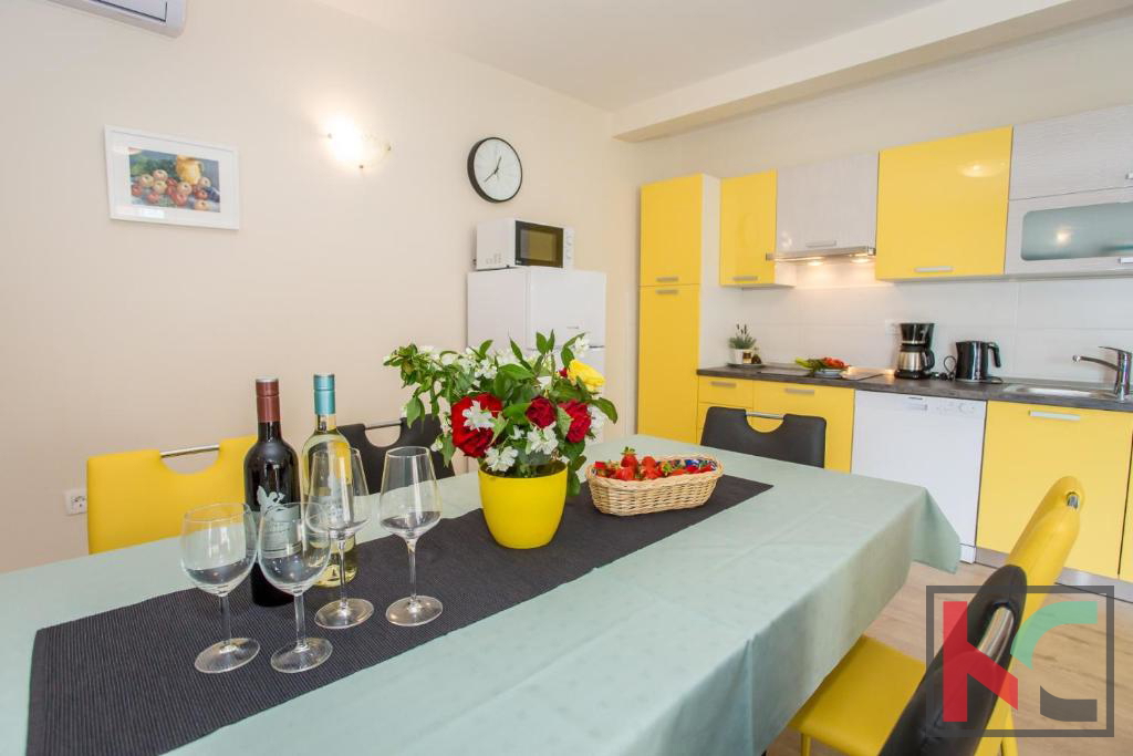 Istra, okolica Poreča, vila z bazenom 180 m2 na mirni lokaciji, #prodaja