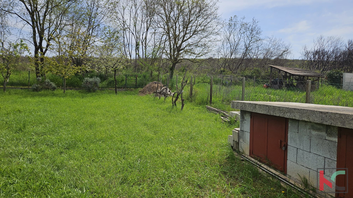 Pula, Dolinka, gradbeno zemljišče 602 m2 #prodaja