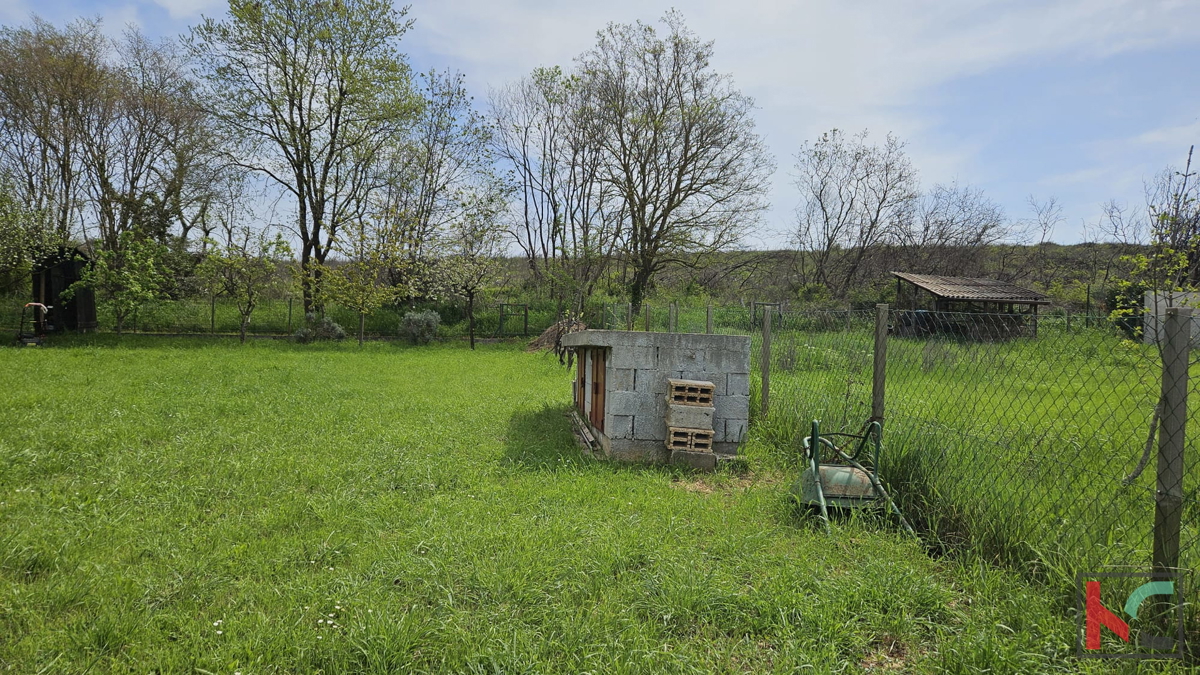 Pula, Dolinka, gradbeno zemljišče 602 m2 #prodaja