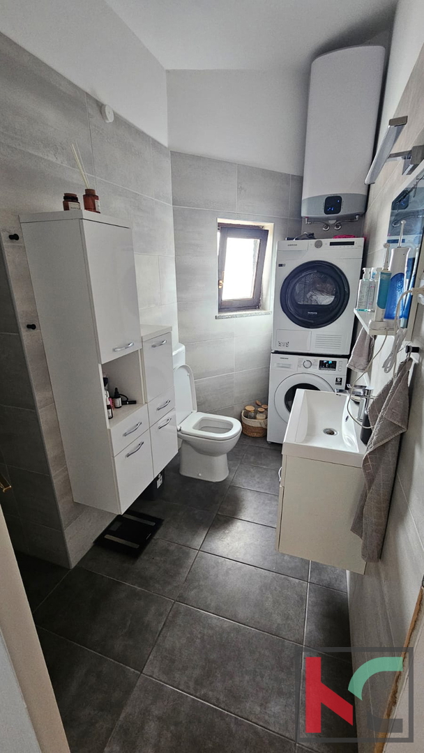 Istra, Fažana, Valbandon, 3sobno stanovanje s teraso na mirni lokaciji, #prodaja