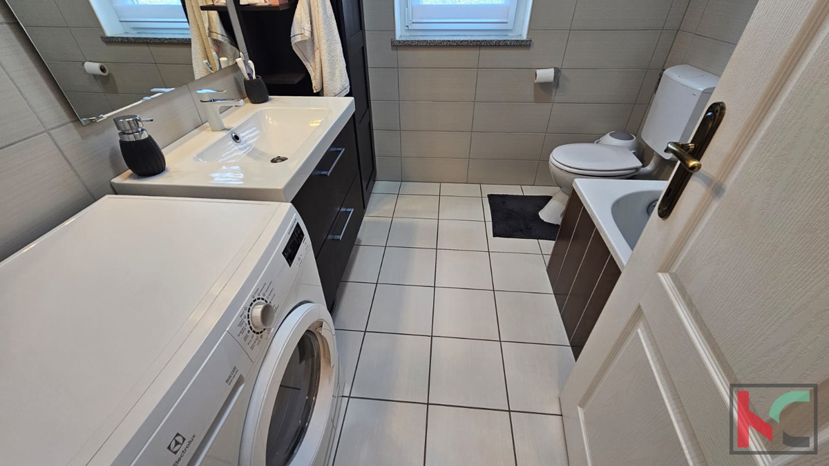 Rovinj, stanovanje v visokem pritličju 2SS+DB, garaža, shramba in parkirno mesto #prodaja