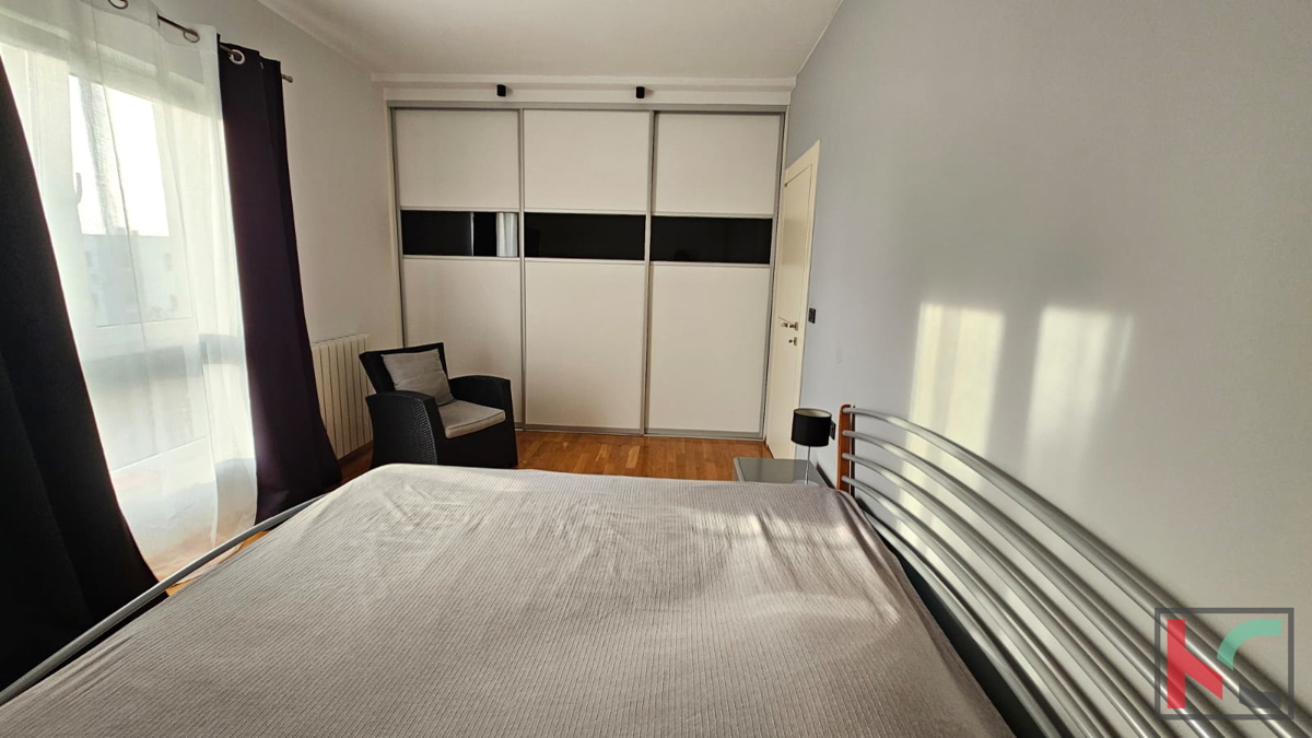 Pula, Valdebek, stanovanje 131m2, 3s + kopalnica z dvema parkirnima mestoma in veliko teraso #prodaja