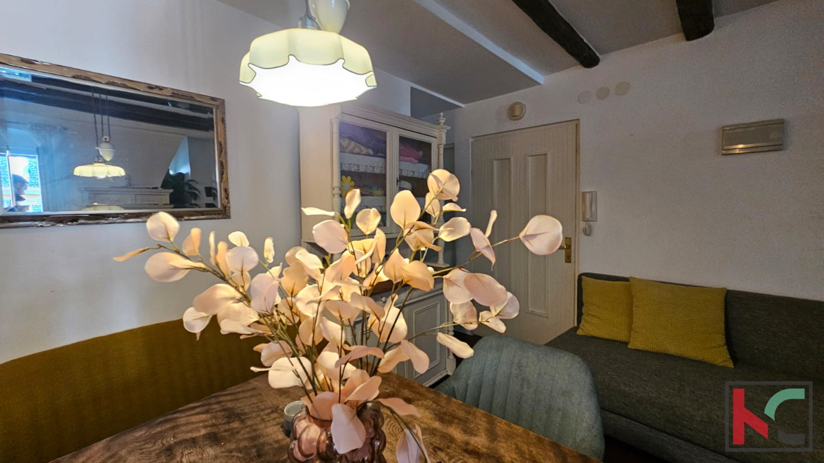 ROVINJ, CENTER, STANOVANJE S POGLEDOM NA MORJE 43 M2 #PRODAMO