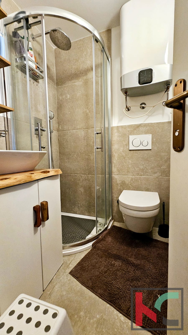 ROVINJ, CENTER, STANOVANJE S POGLEDOM NA MORJE 43 M2 #PRODAMO