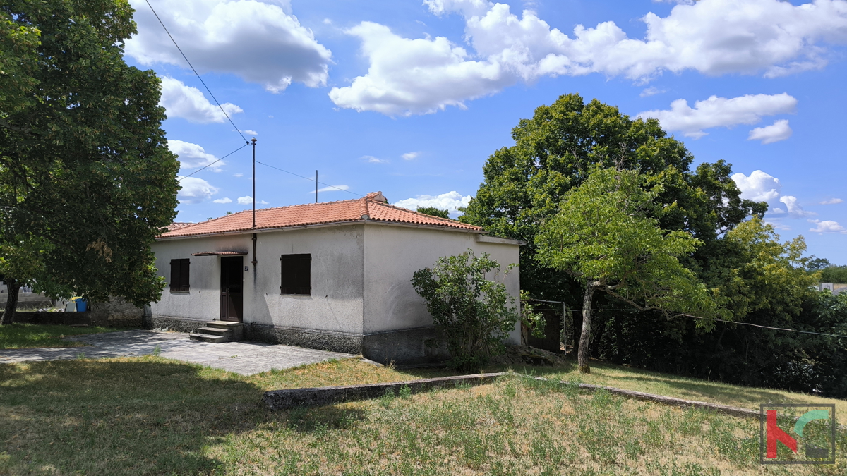 ISTRA, LUPOGLAV, SAMOSTOJEČA HIŠA #PRODAJA