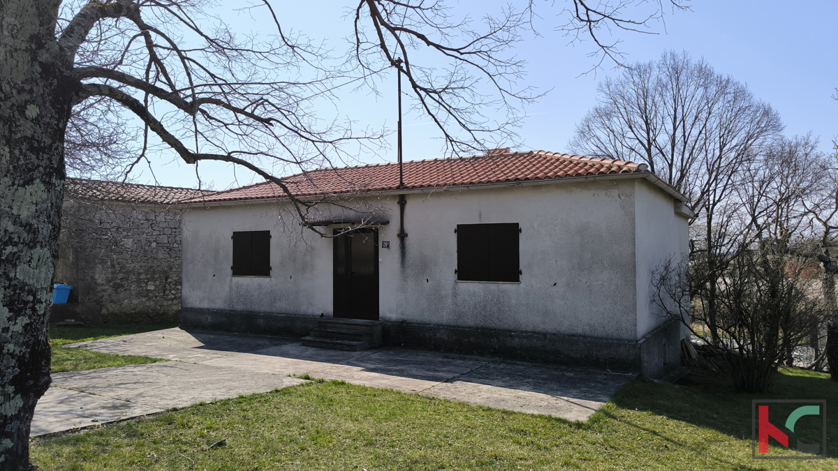 ISTRA, LUPOGLAV, SAMOSTOJEČA HIŠA #PRODAJA