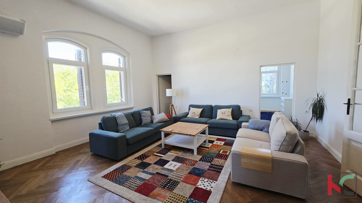 Pula, Stoja, obnovljeno stanovanje 91,80 m2 s tremi spalnicami, prodaja