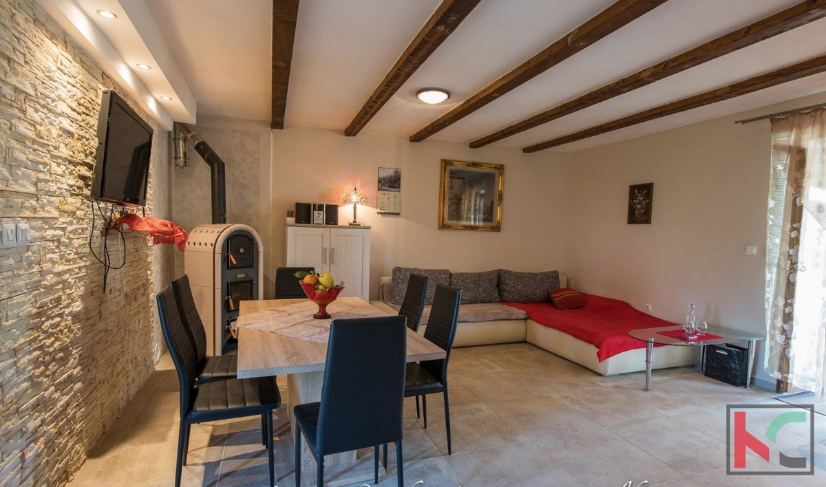 ISTRA, SVETVINČENAT, KAMENA HIŠA Z OGREVANIM BAZENOM NA 1200 M2 PARCELI, #PRODAJA