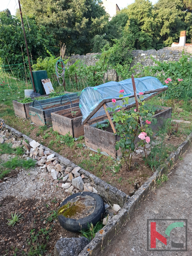 PULA, VERUDA, STANOVANJE 81,39 m2 Z VRTOM V LASTI, PRODAJA