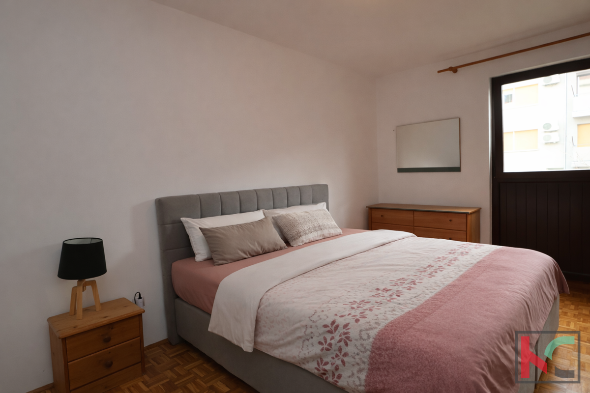 PULA, STOJA, PROSTORN TRISOBEN STAN V PRVEM NADSTROPJU #PRODAJA