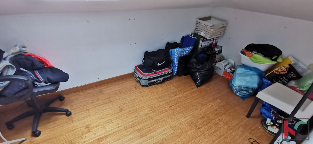 Pula, Šijana, atraktivno štirisobno stanovanje 98,49 m2 na mirni lokaciji