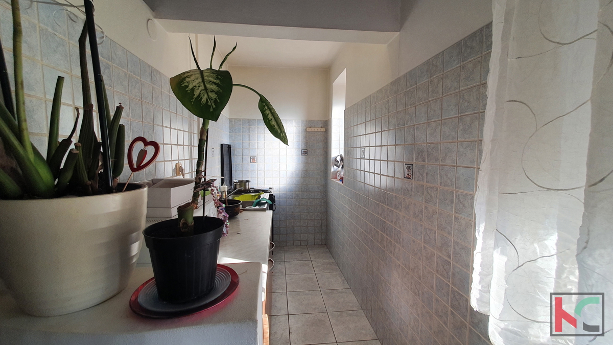 Pula, stanovanje 89,82 m2 z dvema ločenima vhodoma v centru mesta