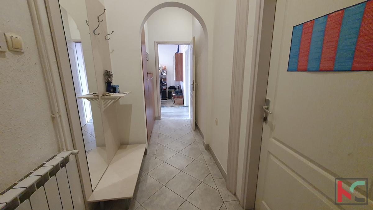 Pula, stanovanje 89,82 m2 z dvema ločenima vhodoma v centru mesta