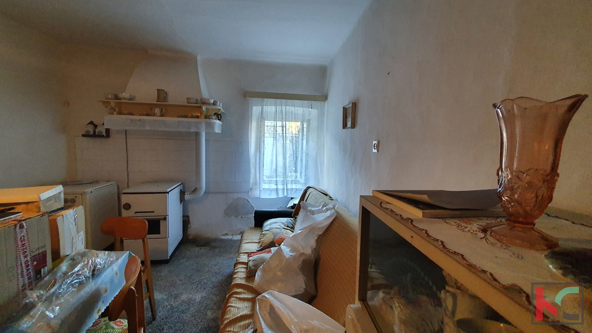 Istra, Krnica, hiša 150 m2 v centru
