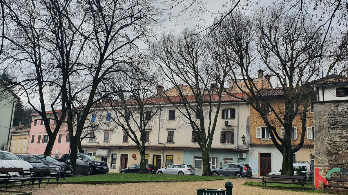 Pazin, lepa hiša v centru mesta 118m2, z notranjim bazenom in wellnessom, #prodaja