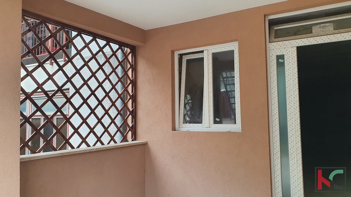 Pazin, lepa hiša v centru mesta 118m2, z notranjim bazenom in wellnessom, #prodaja