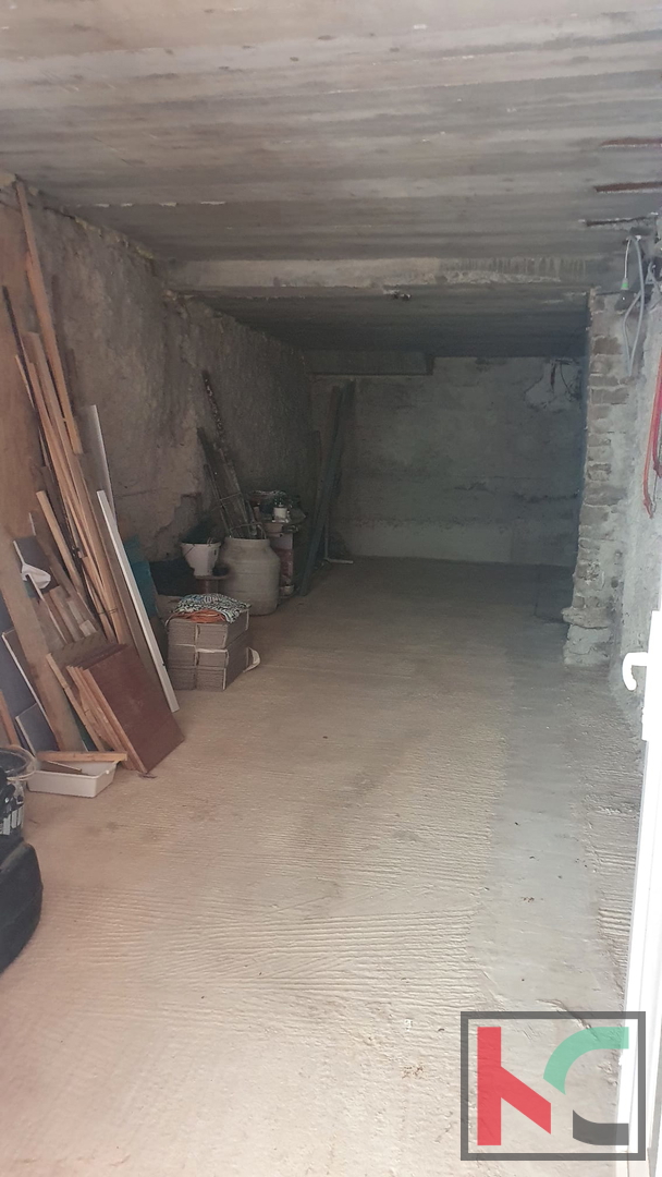 Pazin, lepa hiša v centru mesta 118m2, z notranjim bazenom in wellnessom, #prodaja